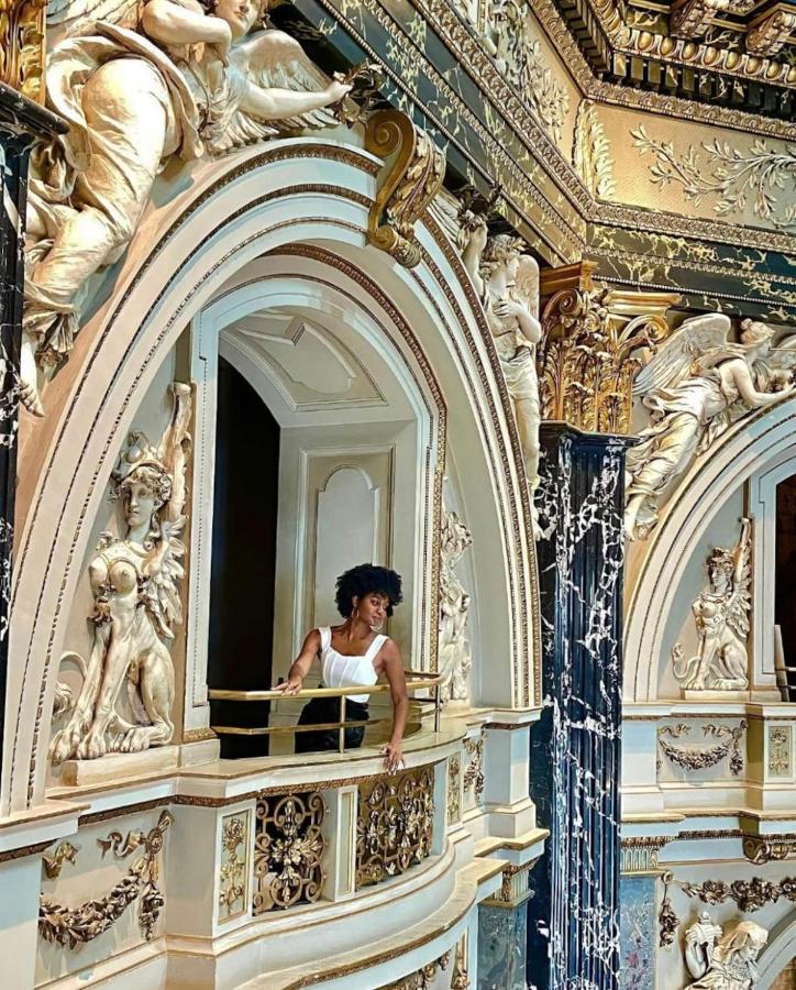 Regal Retreat Intimate Elegance Near Schoenbrunn Palace Wien Exterior foto